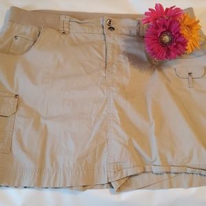 Lane Bryant skirt w/shorts underneath